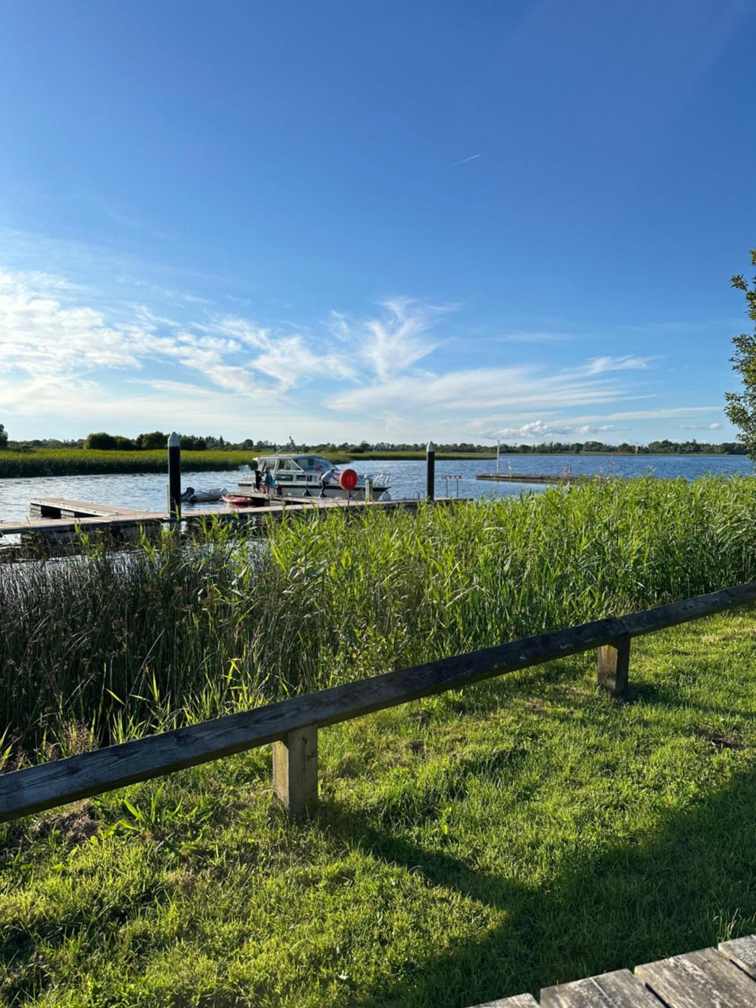 Home Near The River Shannon Rooskey Luaran gambar